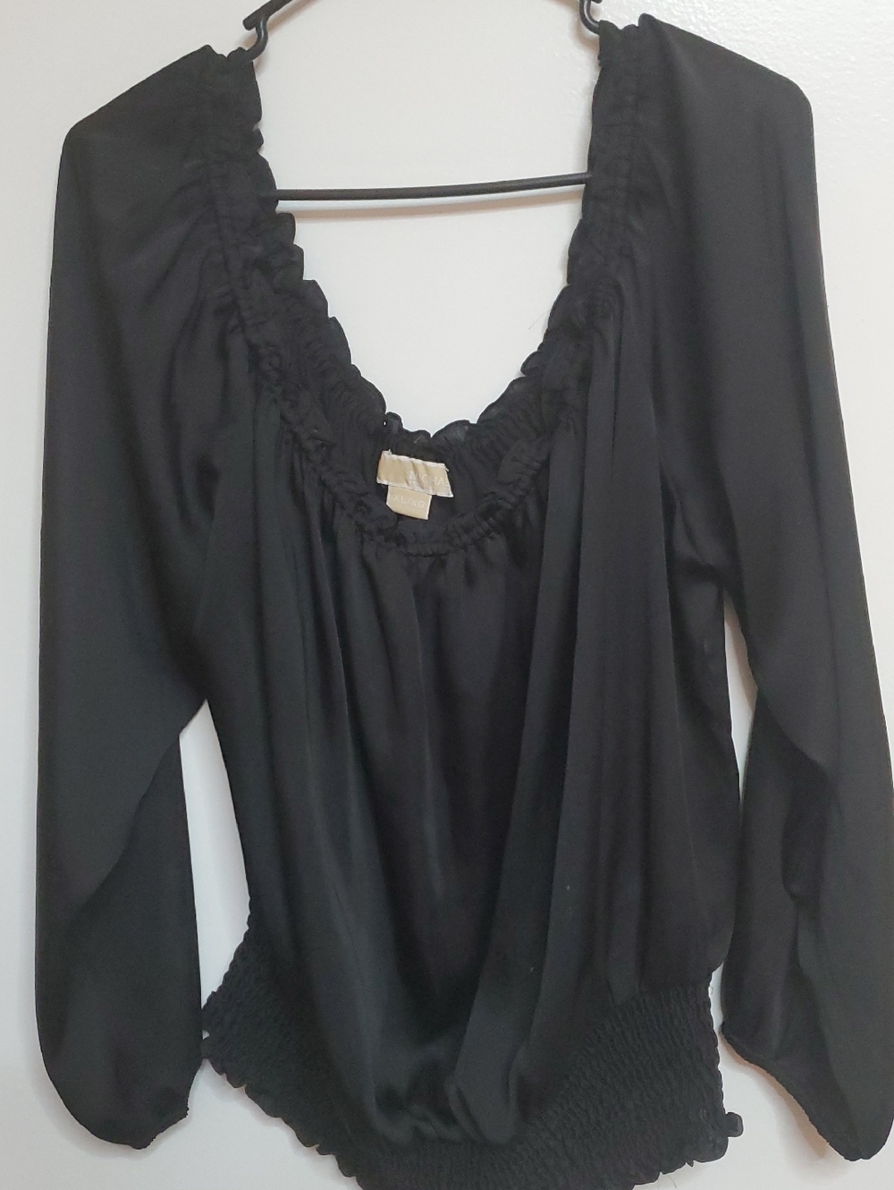 Michael Kors Collection Black Long-Sleeve On Or Ofg Sholder Smocked-Hem Blouse